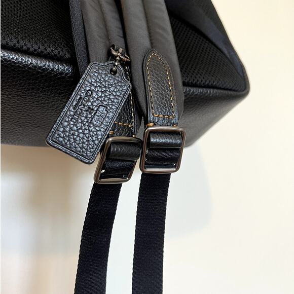 Coach Star Wars Limited Edition Collaboration Medium Leather Signature Backpack - Picture 9 of 11